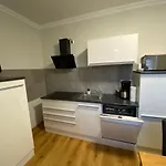 Moderne & Funktionale 2-Zimmer Wohnung Nahe Leipzig & Hainer See, Wlan 博尔纳