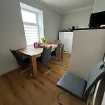 公寓 Moderne & Funktionale 2-Zimmer Wohnung Nahe Leipzig & Hainer See, Wlan 博尔纳