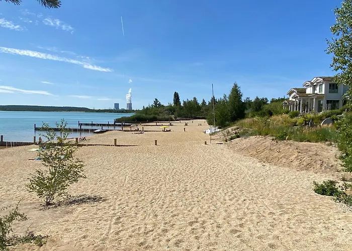 Schoene 2 Raumwohnung In *