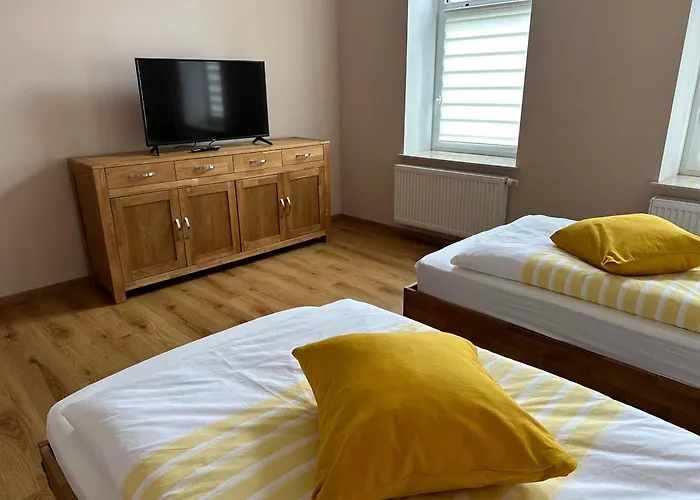 Schoene 2 Raumwohnung In *